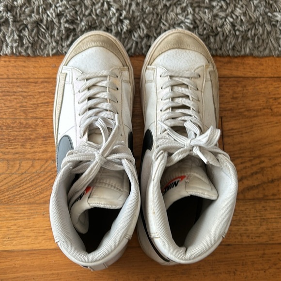 Nike Blazer Mid '77 Sneakers Size 7Y - Picture 9 of 11